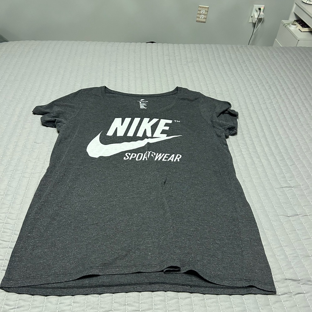 Nike Women's Short Sleeve Tee
